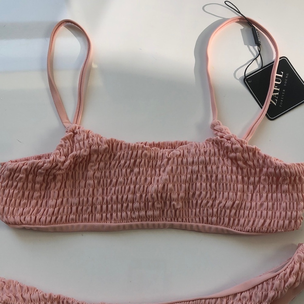 LIGHT PINK SIZE SMALL BIKINI NWT - Picture 3 of 5